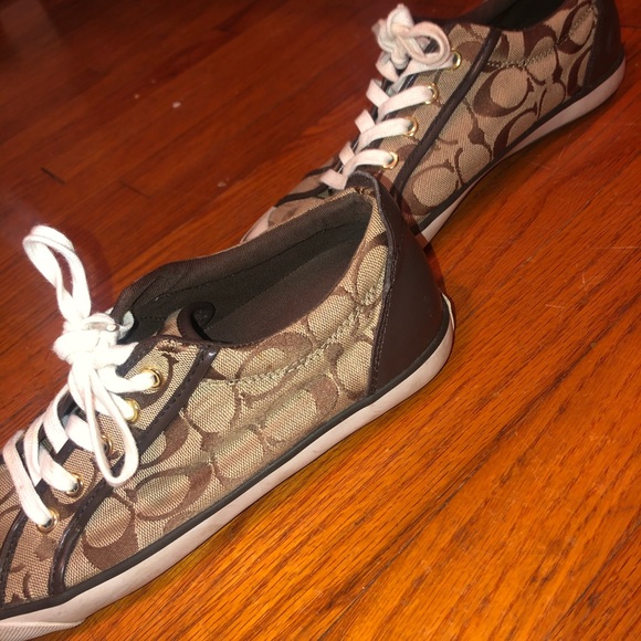 Coach Shoes - Picture 2 of 5